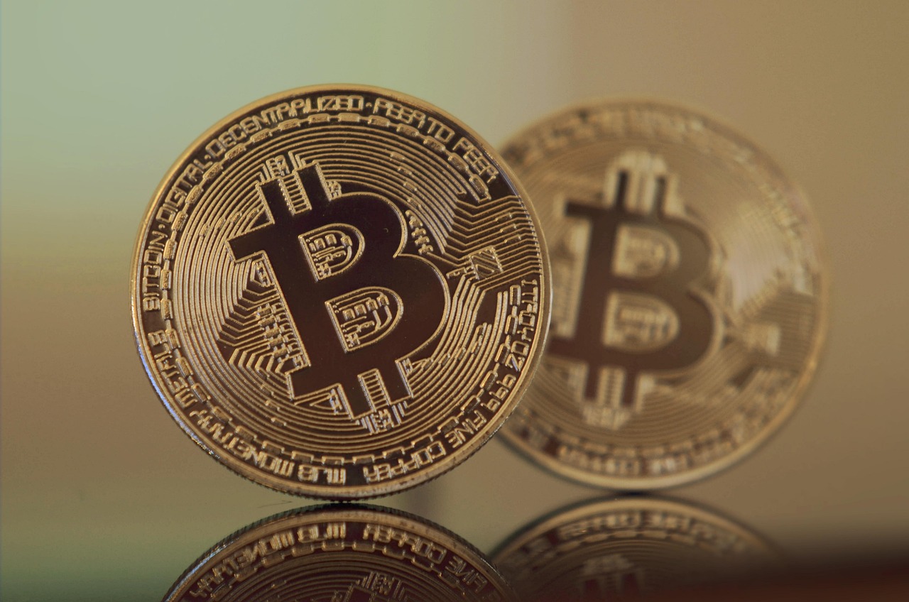 嘉信理财CEO Rick Wurster：一年内推出加密货币现货交易